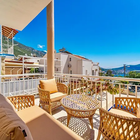 Stunning Modern Duplex In Kalkan بيت للعطل *