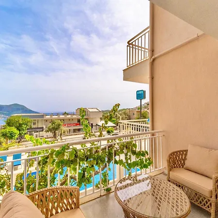 بيت للعطل Stunning Modern Duplex In Kalkan *