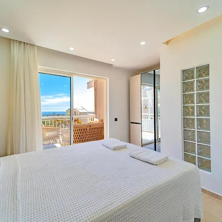 Stunning Modern Duplex In Kalkan بيت للعطل كاس
