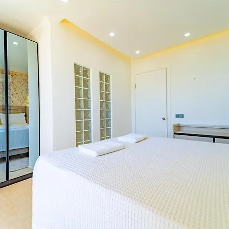Stunning Modern Duplex Apartment In Central Kalkan * Kas