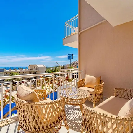 Stunning Modern Duplex Apartment In Central Kalkan * Kas