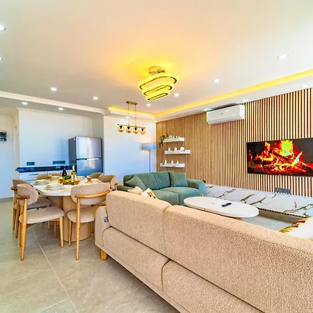 Stunning Modern Duplex Apartment In Central Kalkan