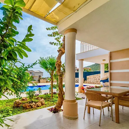 Stunning Modern Duplex Apartment In Central Kalkan *