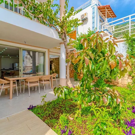 Stunning Modern Duplex Apartment In Central Kalkan * Kas