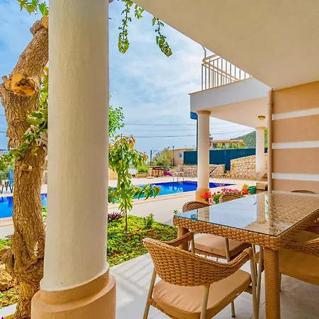 Stunning Modern Duplex Apartment In Central Kalkan *